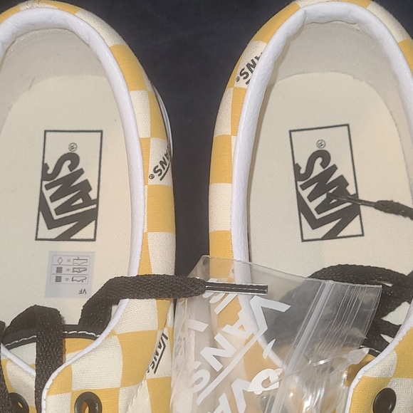 New Vans "Era" logo checks Size 11.5 men's equals 13 women - Picture 2 of 7